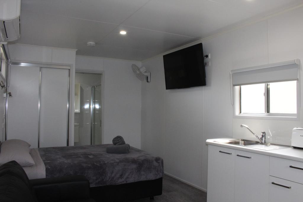 Huntsville Caravan Park 메리보로우 객실 사진